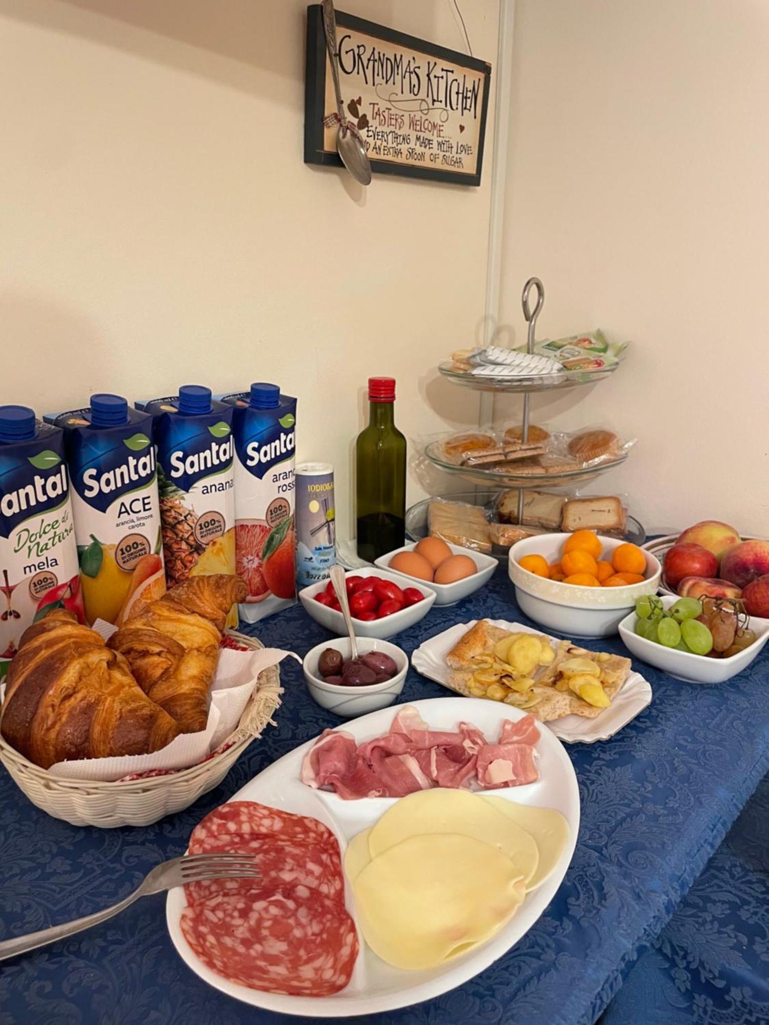 Casa Famiani Bed & Breakfast Letojanni Eksteriør bilde